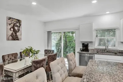 3209 Penny Cove Lane Jacksonville FL 32218