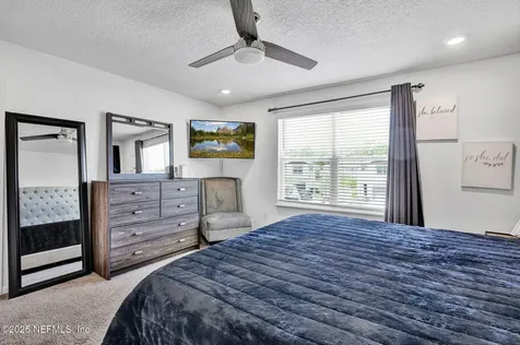 3209 Penny Cove Lane Jacksonville FL 32218