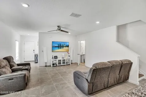 3209 Penny Cove Lane Jacksonville FL 32218