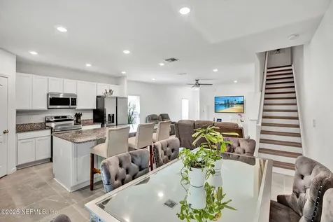3209 Penny Cove Lane Jacksonville FL 32218