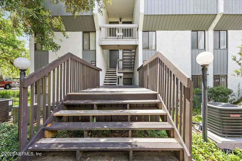 2628 SW 14th Drive Gainesville FL 32608