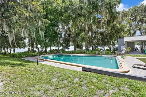 2628 SW 14th Drive Gainesville FL 32608