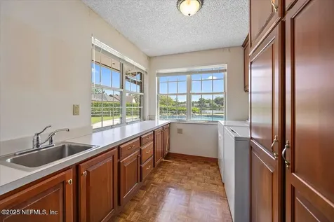 8182 Pine Lake Road Jacksonville FL 32256