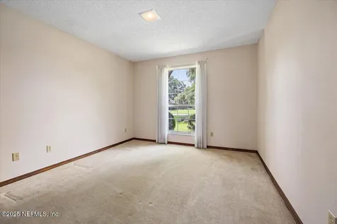 8182 Pine Lake Road Jacksonville FL 32256
