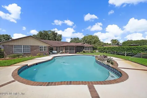 8182 Pine Lake Road Jacksonville FL 32256