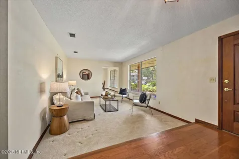 8182 Pine Lake Road Jacksonville FL 32256
