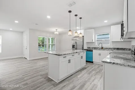 2221 Jayson Avenue Jacksonville FL 32208