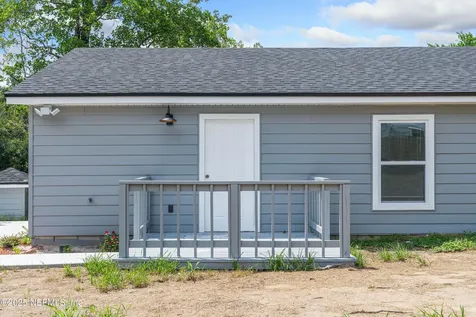 2221 Jayson Avenue Jacksonville FL 32208