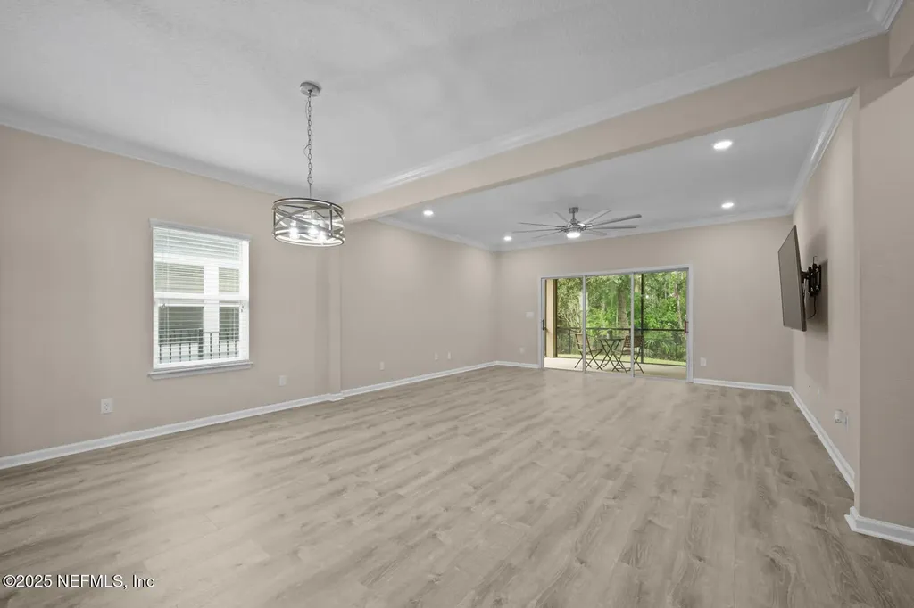 56 Gray Wolf Trail Jacksonville FL 32081