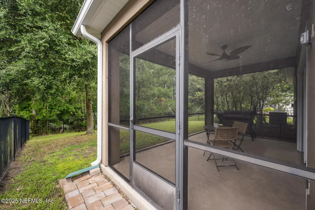 56 Gray Wolf Trail Jacksonville FL 32081