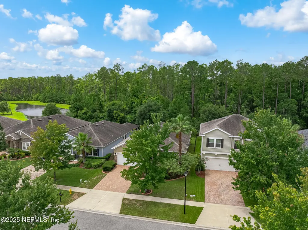 56 Gray Wolf Trail Jacksonville FL 32081