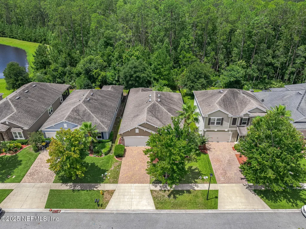 56 Gray Wolf Trail Jacksonville FL 32081