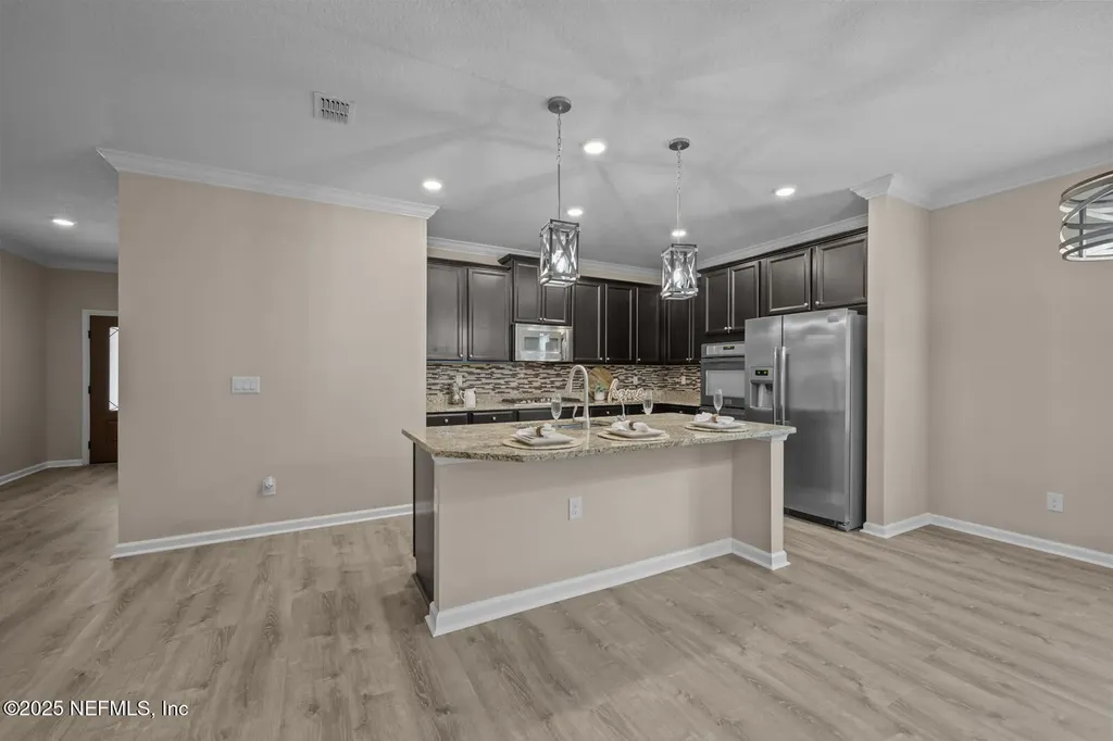 56 Gray Wolf Trail Jacksonville FL 32081