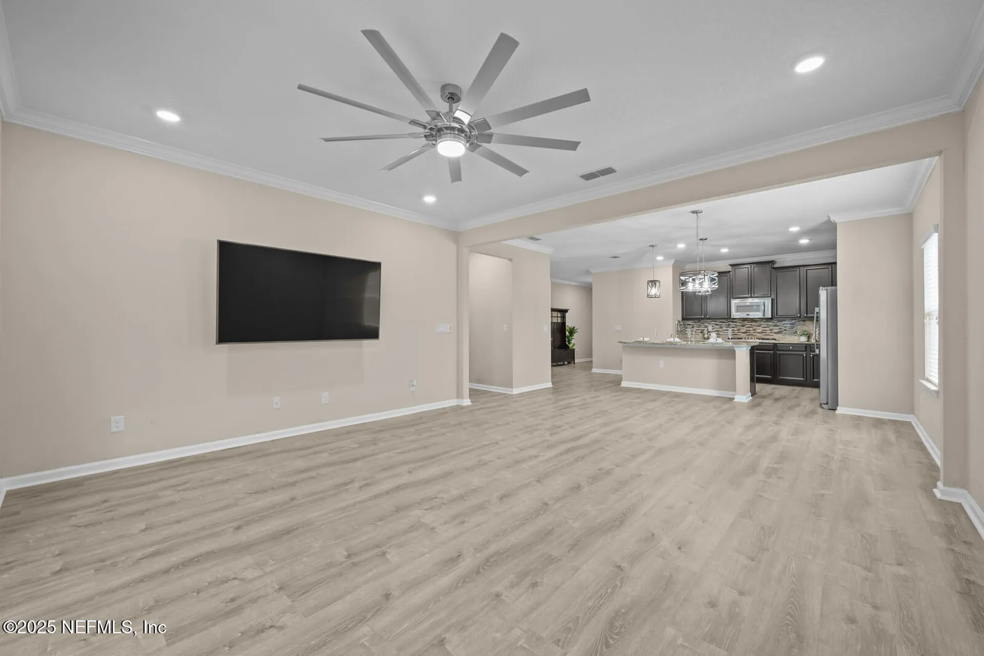 56 Gray Wolf Trail Jacksonville FL 32081