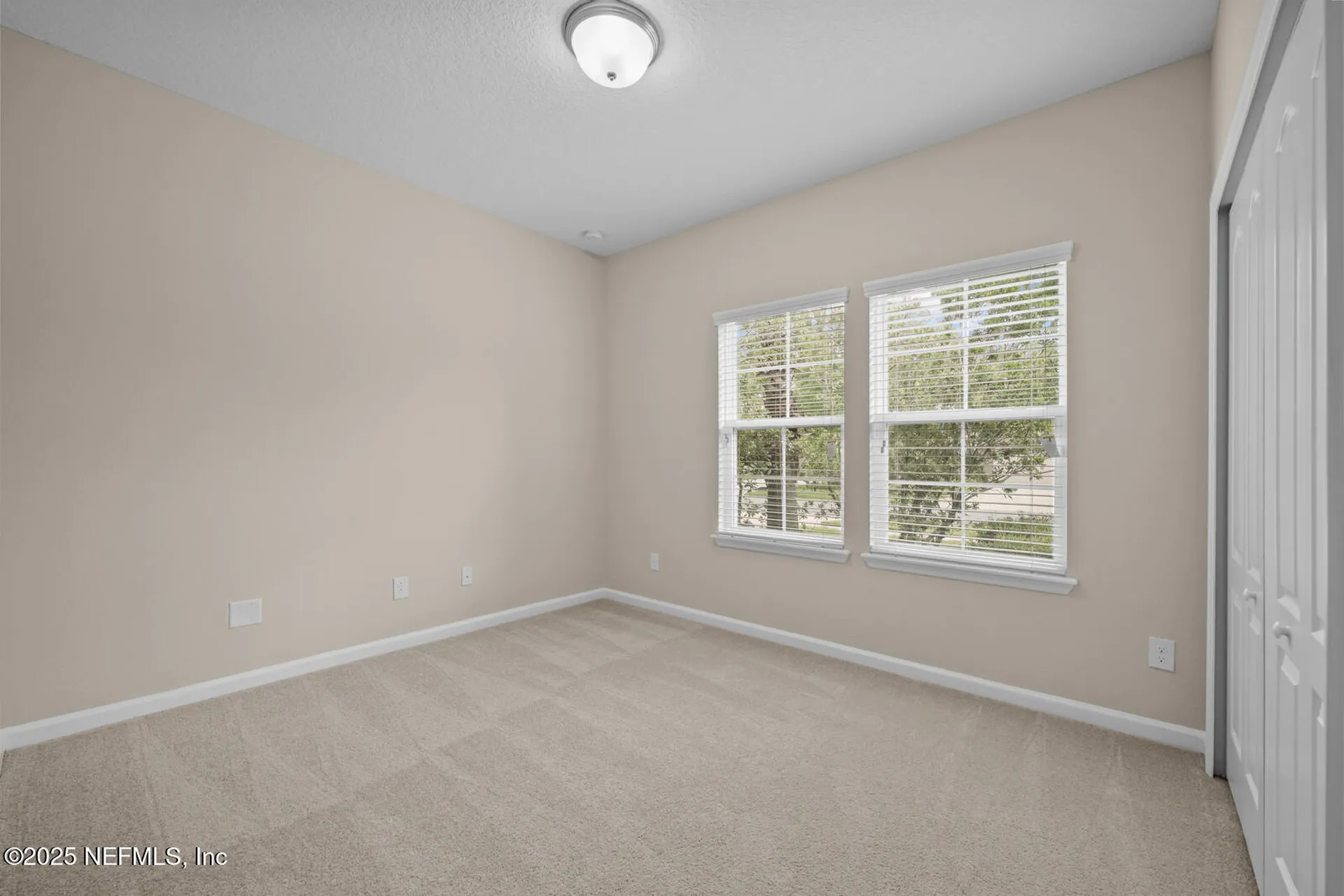 56 Gray Wolf Trail Jacksonville FL 32081