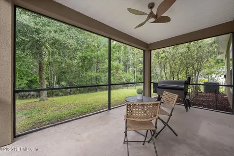 56 Gray Wolf Trail Jacksonville FL 32081