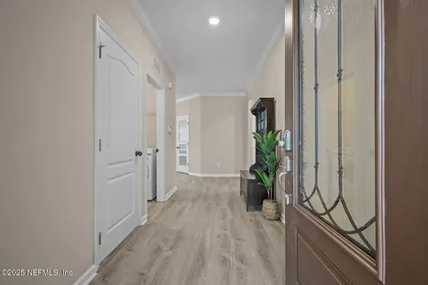 56 Gray Wolf Trail Jacksonville FL 32081