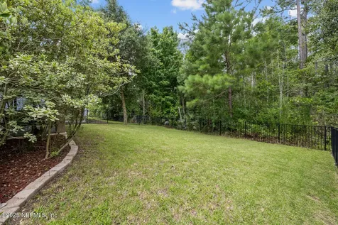 56 Gray Wolf Trail Jacksonville FL 32081