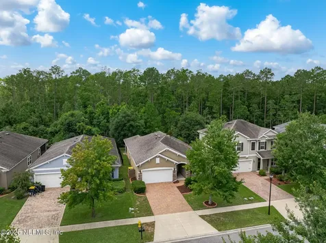 56 Gray Wolf Trail Jacksonville FL 32081