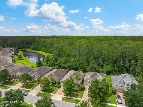 56 Gray Wolf Trail Jacksonville FL 32081