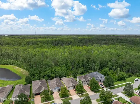 56 Gray Wolf Trail Jacksonville FL 32081