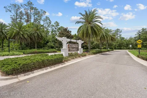 56 Gray Wolf Trail Jacksonville FL 32081