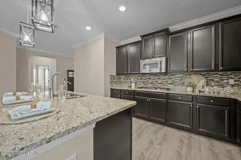 56 Gray Wolf Trail Jacksonville FL 32081