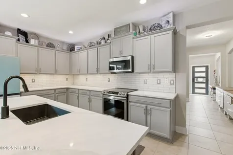 10284 Oxford Lakes Drive Jacksonville FL 32257