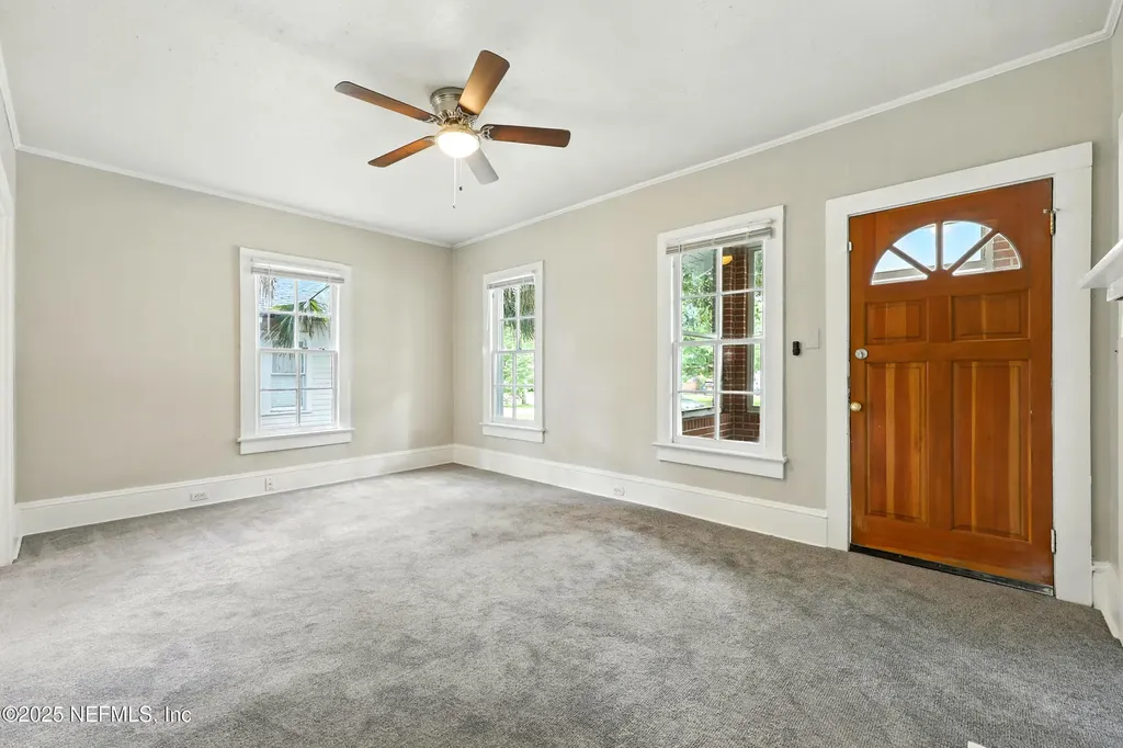 2858 Downing Street Jacksonville FL 32205