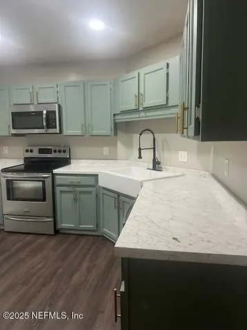 2806 Hilsdale Harbor Way Jacksonville FL 32216