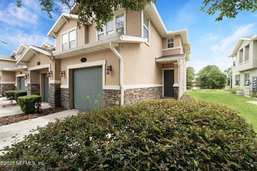 2343 White Sands Drive Jacksonville FL 32216