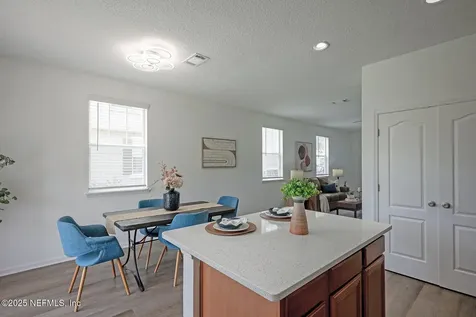 2343 White Sands Drive Jacksonville FL 32216