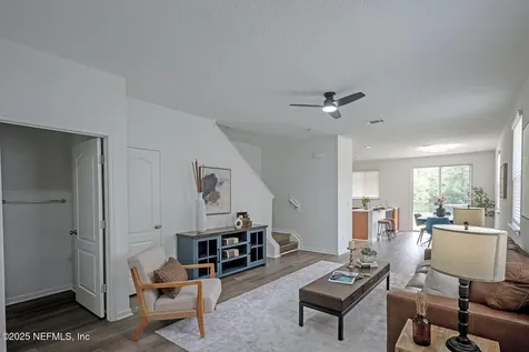 2343 White Sands Drive Jacksonville FL 32216