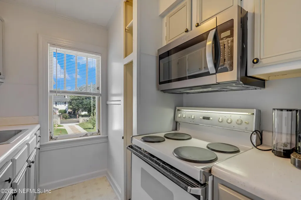 3903 Street Johns Avenue Jacksonville FL 32205