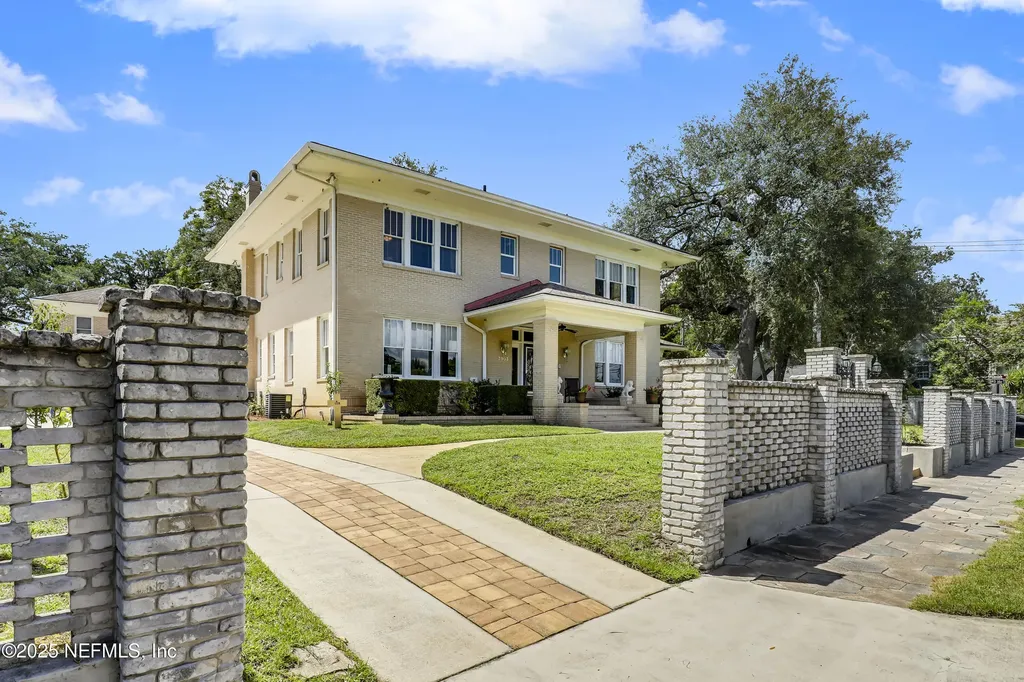 3903 Street Johns Avenue Jacksonville FL 32205