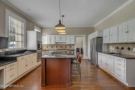 3903 Street Johns Avenue Jacksonville FL 32205