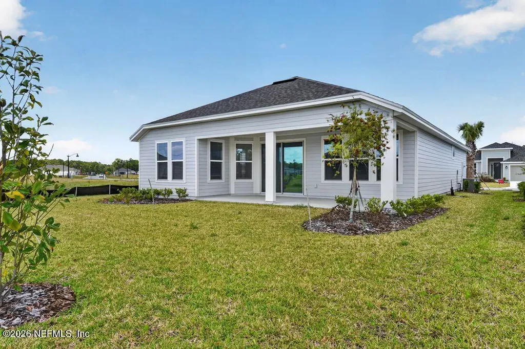 37 Armoyan Drive Palm Coast FL 32137