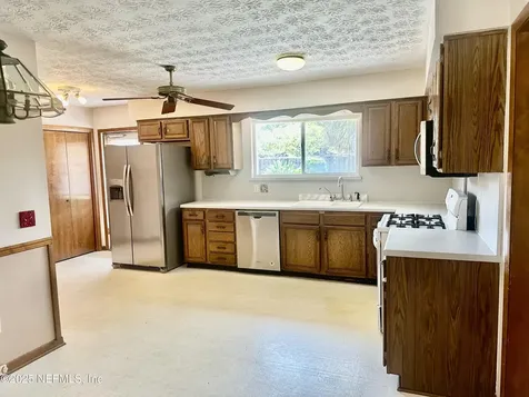 4075 Greenwillow Lane W Jacksonville FL 32277