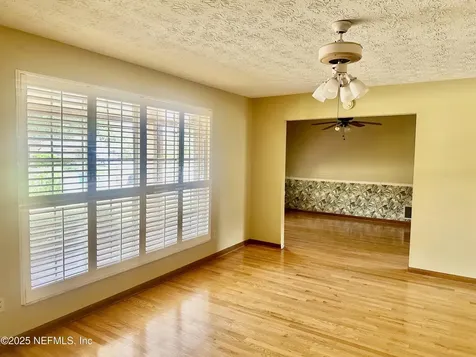 4075 Greenwillow Lane W Jacksonville FL 32277