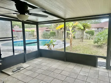 4075 Greenwillow Lane W Jacksonville FL 32277