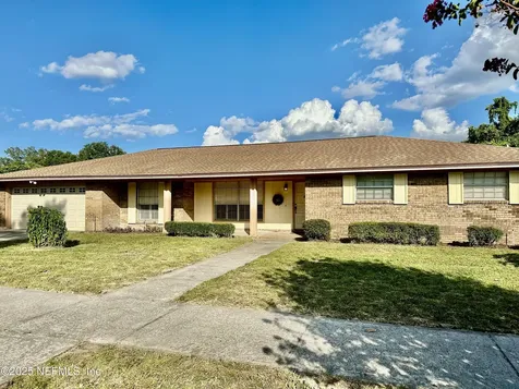 4075 Greenwillow Lane W Jacksonville FL 32277
