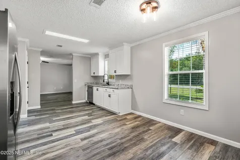404 County Road 207a East Palatka FL 32131