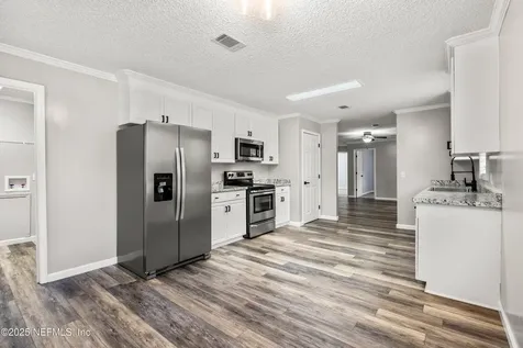 404 County Road 207a East Palatka FL 32131