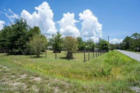 404 County Road 207a East Palatka FL 32131