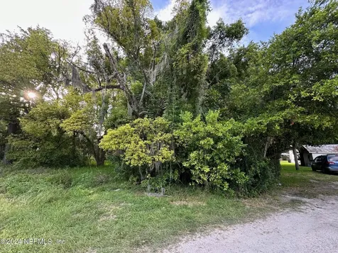 661 W Madison Street Starke FL 32091