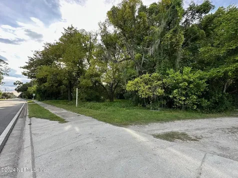661 W Madison Street Starke FL 32091