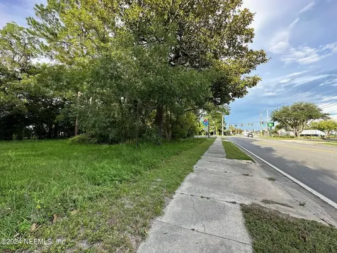 661 W Madison Street Starke FL 32091