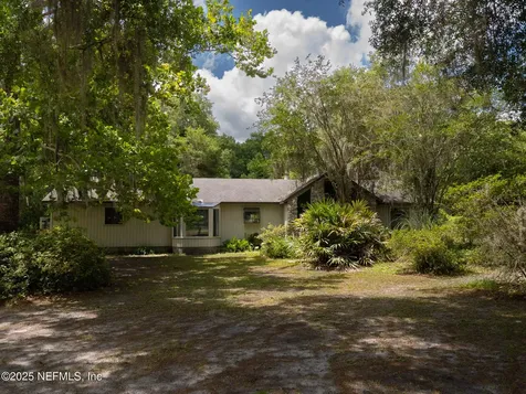 20015 NE 45th Place Hawthorne FL 32640