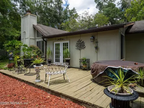 20015 NE 45th Place Hawthorne FL 32640