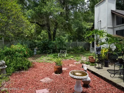 20015 NE 45th Place Hawthorne FL 32640